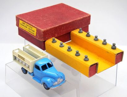 

Dinky-Toys – France - métal – 1/43e (1)...