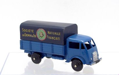 

Dinky-Toys – France - métal – 1/43e (1)...