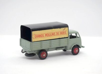 

Dinky-Toys – France - métal – 1/43e (1)...