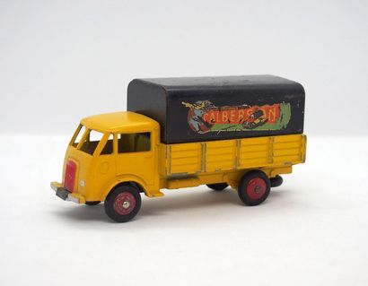 

Dinky-Toys – France - métal – 1/43e (1)...