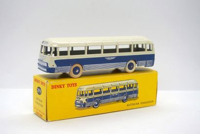 

Dinky-Toys – France - métal – 1/43e (1)...