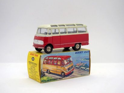 

Dinky-Toys – France - métal – 1/43e (1)...
