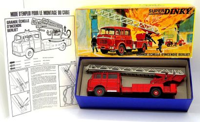 

Dinky-Toys – France - métal – 1/43e (1)...