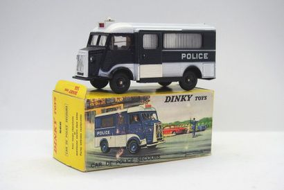 

Dinky-Toys – France - métal – 1/43e (1)...