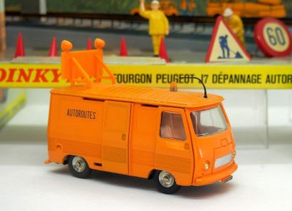 

Dinky-Toys – France - métal – 1/43e (1)...