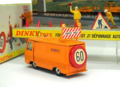

Dinky-Toys – France - métal – 1/43e (1)...