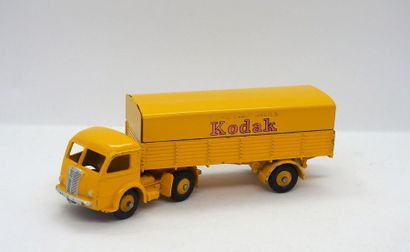 

Dinky-Toys – France - métal – 1/43e (1)...