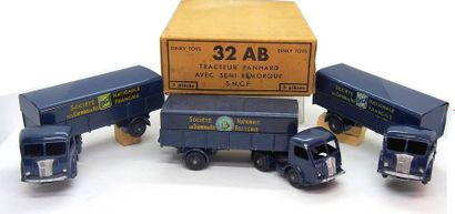 

Dinky-Toys – France - métal / carton –...