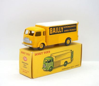

Dinky-Toys – France - métal – 1/43e (1)...
