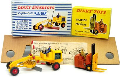 

Dinky-Toys – France - métal – 1/43e (2)...