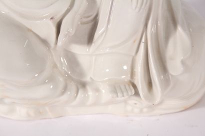 Statuette de Guanyin en porcelaine blanc...