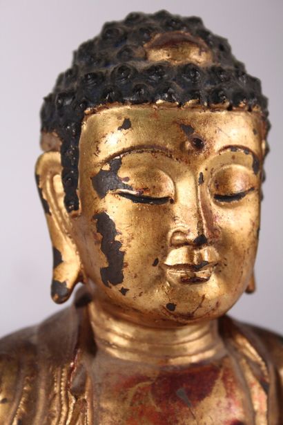Statuette de Bouddha en bronze laqué or

Chine,...