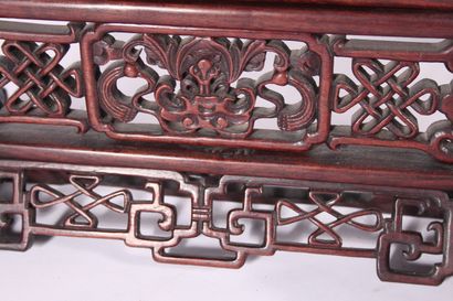 Écran de table en bois et albâtre

Chine,...