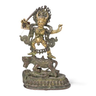 STATUETTE DE YAMANTAKA EN BRONZE PARTIELLEMENT...