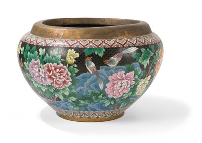 Grande vasque en bronze et émaux cloisonnés

Chine,...