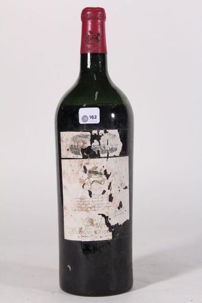 1946 - Château Mouton Rothschild
Pauillac...