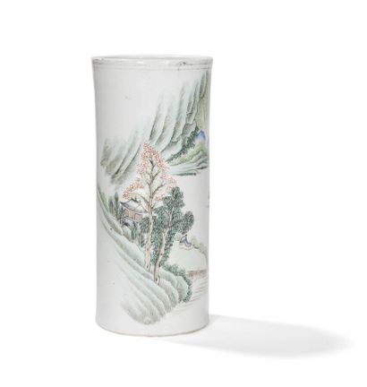 Polychrome porcelain cylindrical vase
China,...