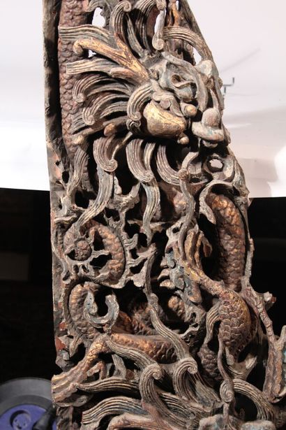 Two architectural elements in polychrome...
