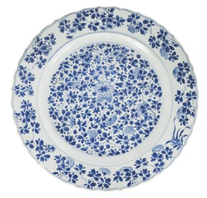 Deux plats en porcelaine bleu blanc
Chine,...