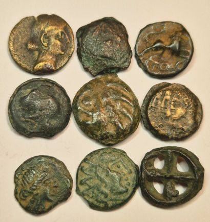 9 coins: Bronzes and various potins: Carnutes,...
