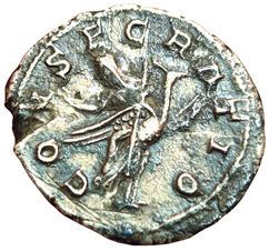 Pauline. Denarius. R/ CONSECRATIO. Pauline...