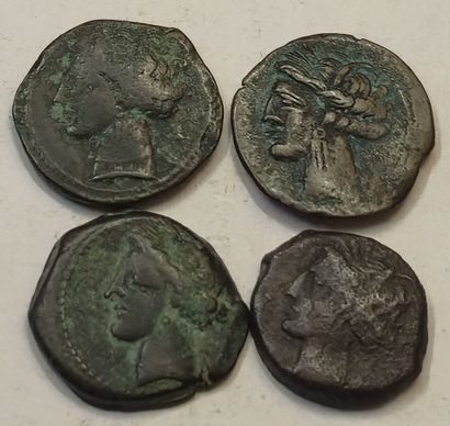 Set of 4 bronzes. 18 to 21mm. With collection...