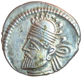 Pacorus II. Drachma. Ectabane. A/ Diademed...