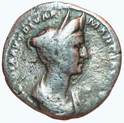 Matidia (Niece of Trajan). Denarius. R/ PIETAS...