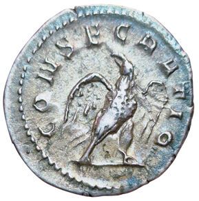 Trajan. Antoninian. DIVO TRAIANO. R/ CONSECRATIO....