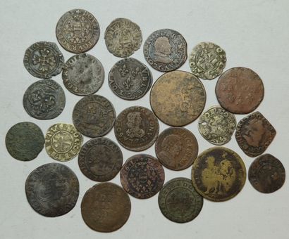 Feudal and Royal: Lot of 24 various coins:...