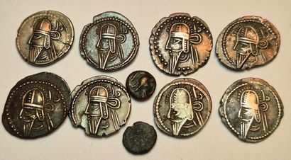 Vologeses VI. Lot of 10 coins: 8 drachmas,...
