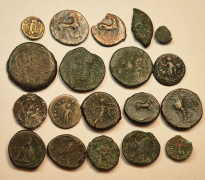 Miscellaneous antiques: 19 coins: Gaul Longostalete...
