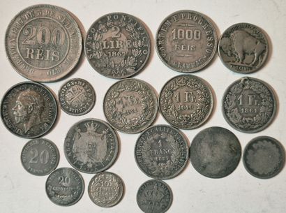 17 different world coins. Most in silver....