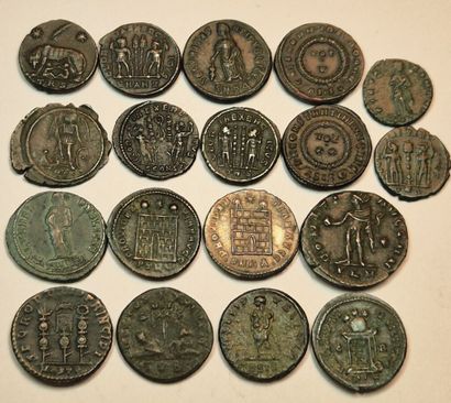 Lot of 18 small bronzes: Constantine I (5...