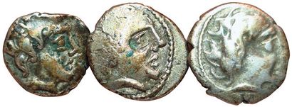 Pictons. Lot of 3 drachms with winged rider....