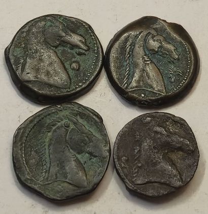 Set of 4 bronzes. 18 to 21mm. With collection...