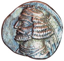Orodes II. Drachma. Rhagai. A/ Diademed bust...