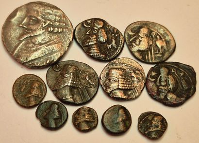 Lot of 11 coins: Phraates IV (3 drachms including...