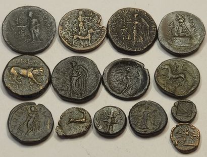 Lot of 14 bronzes: Lycia, Pamphylia (2),...