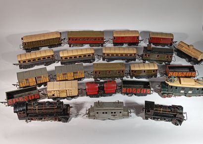 JEP / Hornby. Important ensemble de gares...