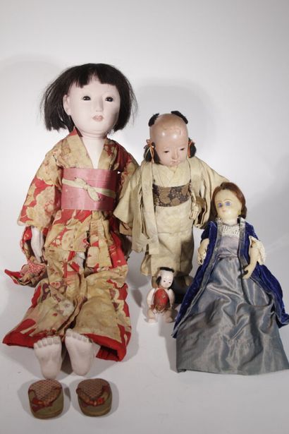 Reunion de poupées Japonaises. La premiere...