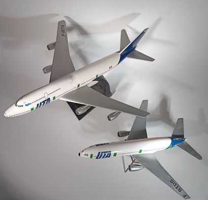Maquette d'agence d'un Boeing 747 