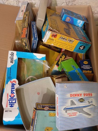 Lot de 3 cartons d'emballage et de boites...