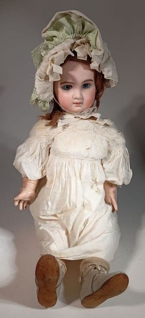 French JUMEAU doll 