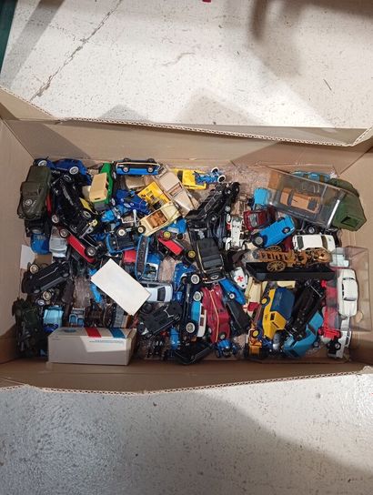 Lot de vehicules miniatures de fabricants...