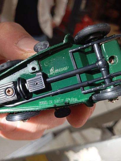 Lot de voitures miniature,camping cars,Voitures...