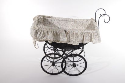 Reunion de 3 poussettes d'enfant vers 1880/1900;...