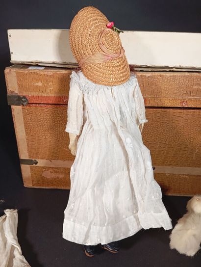 Poupée de mode ou Parisienne de la maison...