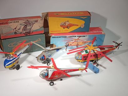 JOUSTRA. Reunion de 4 helicoptéres en metal...