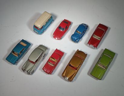 Reunion of 9 1/43 vehicles from various brands,...